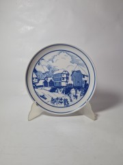 Hutschenreuther 1814 Винтажная тарелка эксклюзивно для Нидертхальского двора &quot;Зима в горах&quot;, 20см, Германия, 1970-80гг.