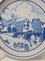 Hutschenreuther 1814 Винтажная тарелка эксклюзивно для Нидертхальского двора &quot;Зима в горах&quot;, 20см, Германия, 1970-80гг.
