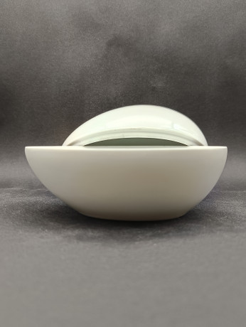 Шкатулка винтажная Gerold в форме яйца с нежно-розовыми цветами, фарфор, 15 х 10 см, Германия, 1960-70гг.