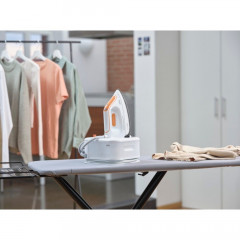 Braun Braun Dampfbugelstation IS 2561 WH CareStyle Compact Pro Dampfbugelstation weiss  Паровая гладильная станция Braun IS 2561 WH CareStyle Compact Pro паровая гладильная станция белый