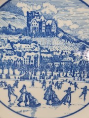 Hutschenreuther 1814 Винтажная тарелка эксклюзивно для Pieroth &quot;На катке&quot;, 20см, Германия, 1970-80гг.