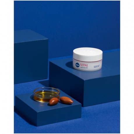 Nivea Anti-Falten Intensiv Plus Tagespflege Интенсивный дневной уход против морщин плюс