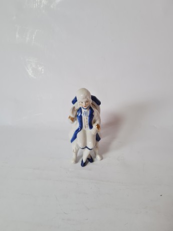 Royal Коллекционная керамическая Статуэтка с позолотой 11см, Германия, 1960-70гг.