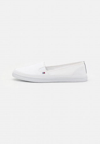 Tommy Hilfiger ESSENTIAL KESHA  Trainers white ESSENTIAL KESHA Кроссовки белый