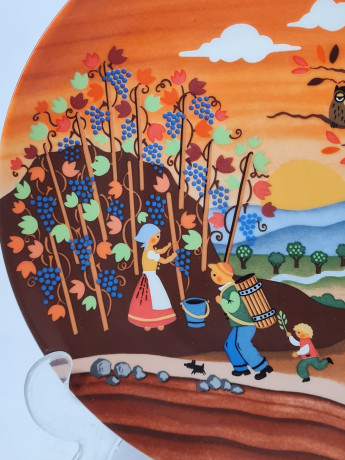 Тарелка декоративная винтажная Purfurst Hof Bavaria / Barbara Furstenhofer "Сцена со сбором урожая", фарфор, 19,5 см, Германия, 1970-80гг.
