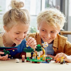 LEGO Minecraft 21165 Die Bienenfarm ЛЕГО Пчелиная ферма