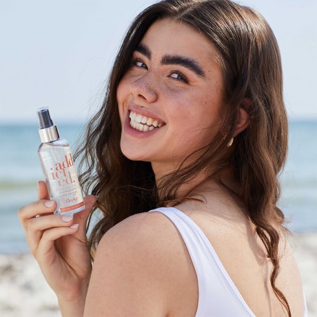 Fleeky Self Tan Glowing Face Mist  Светящийся спрей для лица с автозагаром