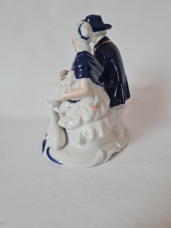 Handgemalt Фарфоровая позолоченная статуэтка "Дама и кавалер", 18см, Германия, 1950-60гг.