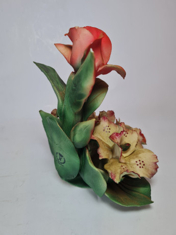 Capodimonte Italy Декоративная фигурка "Роза и лилии с листьями", 15см x 15см, Италия, 1960-70гг.
