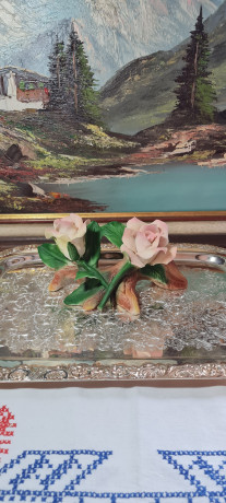 Фигурка винтажная Cesa.R. / Capodimonte By Sarastano, "Две бело-розовые розы на ветке", фарфор, 20 x 13 x 10 см,  Италия, 1960-1970гг.