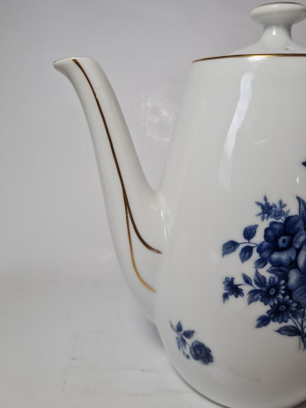 King Fine Porcelan Фарфоровый набор для чая "Синие цветы": Чайник, сахарница, молочник, Германия, 1960-70гг.