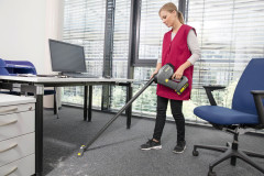 Karcher Professional Karcher Professional Akku-Handstaubsauger HV 1/1 Bp Fs Pack, 115 W, beutellos, Real Time Technology, mit Akku und Ladegerat  Karcher Professional беспроводной ручной пылесос HV 1/1 Bp Fs Pack, 115 Вт, без мешка, технология реального в