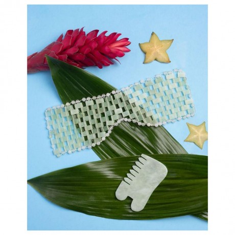 Earth Harbor Island Jade Gemstone Gua Sha + Massaging Comb  Island Jade Gemstone Gua Sha + массажная расческа