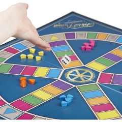 Hasbro Trivial Pursuit Тривиальное преследование