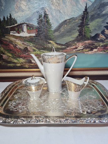 Набор для чая винтажный Johann Seltmann Vahenstrauß Bavaria / 56er с золотым узором, чайник, молочник, сахарница, фарфор, Германия, 1960-70гг.