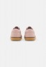 Nike SB CHRON UNISEX Sneaker low pink oxford/white/light brown/black CHRON UNISEX Низкие кроссовки женские розовый оксфорд/белый/светло-коричневый/черный