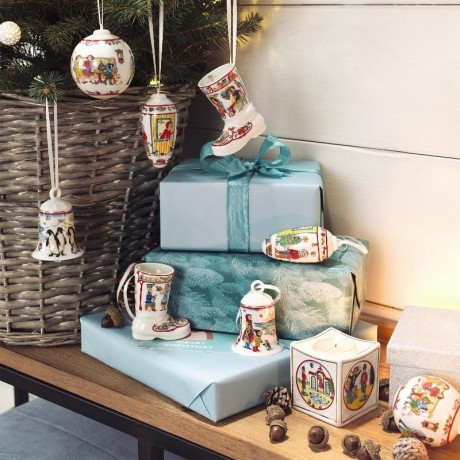 Hutschenreuther Hutschenreuther Jahresartikel Weihnachten 2017 Porzellanglocke 2017 'Sudpol' h: 7 cm Ежегодная статья Hutschenreuther Рождество 2017 Фарфоровый колокольчик 2017 "Южный полюс" высота: 7 см