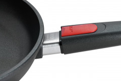 Woll Woll Gusspfanne NOWO TITANIUM schwarz Литая кастрюля из шерсти NOWO TITANIUM