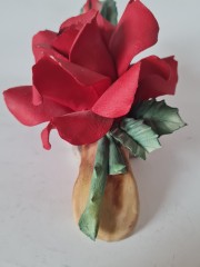 Capodimonte Фарфоровая статуэтка Каподимонте &quot;Алая Роза&quot;, Италия, 1950-60гг.