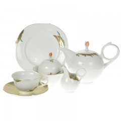 Meissen Meissen Wellenspiel - Stechpalme bunt und Gold mit Goldrand Teeservice 6 Personen 21-tlg. Meissen wave play - остролист красочный и золотой с золотым ободком чайный сервиз на 6 персон 21 шт.