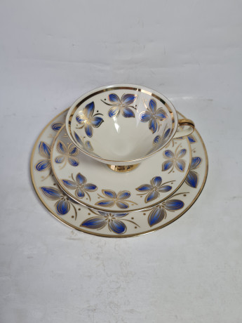 Чайное трио винтажное Winterling Marktlrethen Bavaria с сине-золотистыми цветами, фарфор, Германия, 1970-80гг.