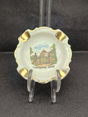 Пепельница винтажная Gerold Bavaria &quot;Замок Людвигсбург&quot;, с позолотой, фарфор, 7.5 см, Германия, 1970-80гг.