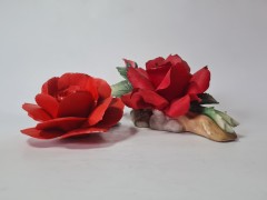 CAPODIMONTE Набор коллекционных фигурок &quot;Алая роза с листочками и бутоном&quot; + &quot;Большая Алая роза &quot;, Италия, 1960-70гг.