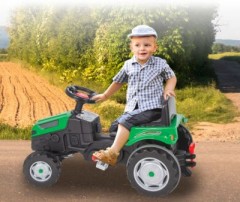 Jamara Trettraktor Strong Bull grun Педальный трактор Strong Bull зеленый