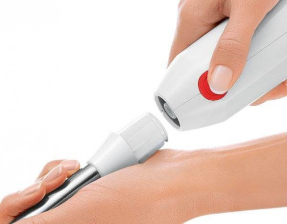 BOSCH BOSCH Stabmixer MSM64110, 450 W  Ручной блендер BOSCH MSM64110, 450 Вт