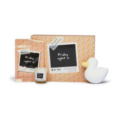 REVOLUTION Chandler Friday Night In Trio Gift Set  Подарочный набор Chandler Friday Night In Trio