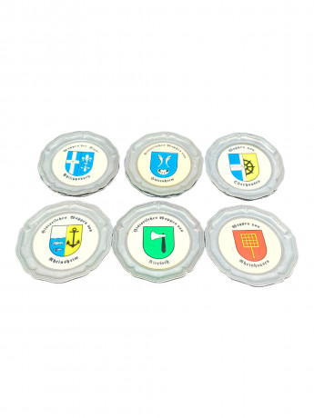 Набор тарелок винтажных DBGM "Герб Райнхайма", "Герб Буттенхайма", "Герб Филипсбурга", "Герб Кирлаха", "Герб общины Райнхаузен", "Герб города Оберхаузен", олово, 6 шт, 10 см, Германия, 1970-80гг.