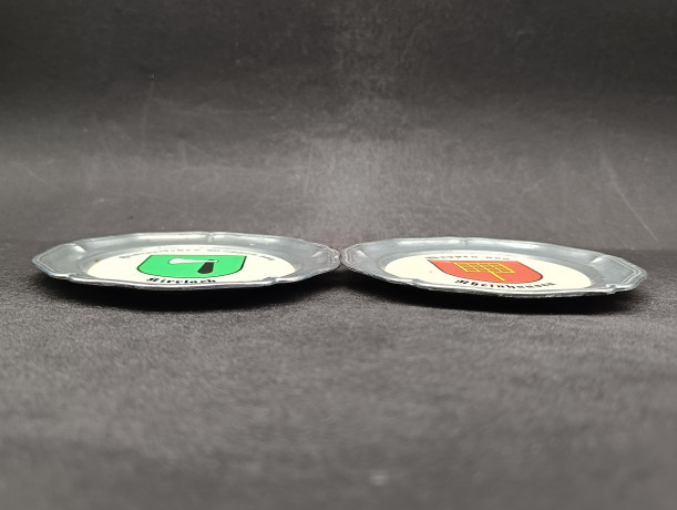 Набор тарелок винтажных DBGM "Герб Райнхайма", "Герб Буттенхайма", "Герб Филипсбурга", "Герб Кирлаха", "Герб общины Райнхаузен", "Герб города Оберхаузен", олово, 6 шт, 10 см, Германия, 1970-80гг.