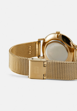 Tommy Hilfiger DRESSED UP Watch gold-coloured ОДЕЯЛАСЬ Смотреть золотого цвета