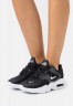Nike Sportswear AIR MAX 2X Sneaker low black/white AIR MAX 2X Низкие кроссовки женские черно-белый