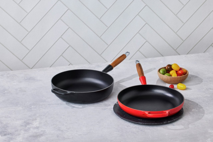 Le Creuset LE CREUSET Bratpfanne  rot LE CREUSET сковорода