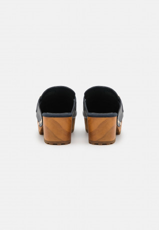 Tommy Hilfiger Clogs desert sky засоряет небо пустыни