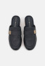 Tommy Hilfiger Clogs desert sky засоряет небо пустыни