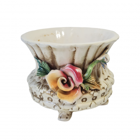 Ваза винтажная Bassano малая, на ножках, с желто-розовыми объемными цветами, керамика, 13 см, Италия, 1960-70гг.