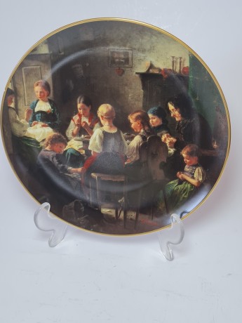 Hutschenreuther Декоратинвая тарелка "Урок вышивания" номерная 8119В, 20см, художник Vaulier, Германия, 1990г