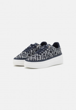 Tommy Hilfiger Trainers dark grey кросовки темно-серый
