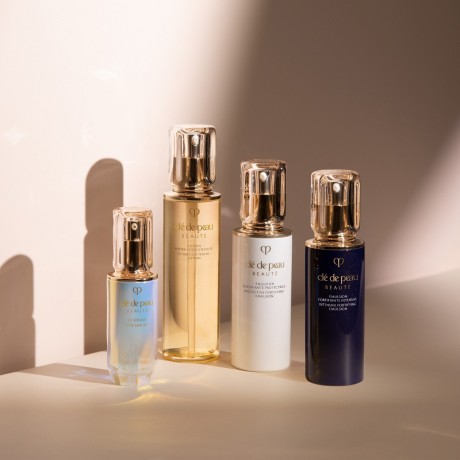 Cle de Peau Beaute Hydro-clarifying Lotion Гидро очищающий лосьон