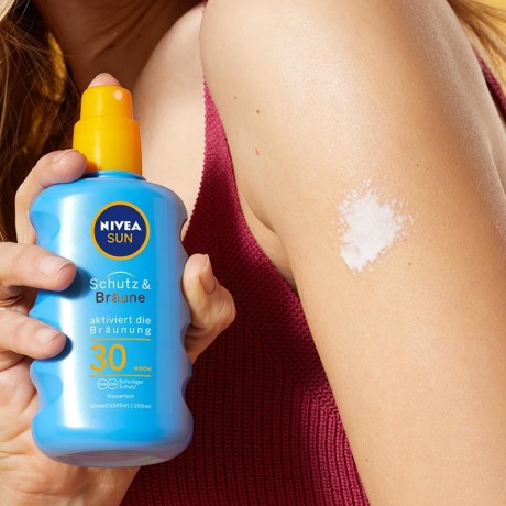 Nivea Schutz und Braune Sonnenspray Защита и коричневый солнцезащитный спрей