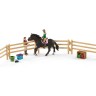 Schleich Schleich Horse Club 42389 Reitschule mit Reiterinnen und Pferden Schleich Horse Club 42389 Школа верховой езды с всадниками и лошадьми
