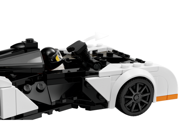 Lego McLaren Solus GT & McLaren F1 LM McLaren Solus GT &amp; McLaren F1 LM