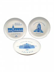 Набор декоративных винтажных тарелок Meissen &quot;Достопримечательности Лейпцига&quot;, фарфор, 3 шт., 17.5 см, ГДР, 1970-80гг.