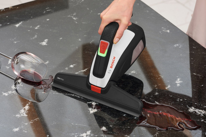 BOSCH BOSCH Nass-Trocken-Akkusauger Bosch Home GlassVAC Solo Plus, Fenstersauger Беспроводной пылесос BOSCH для влажной и сухой уборки Bosch Home GlassVAC Solo Plus, пылесос для окон