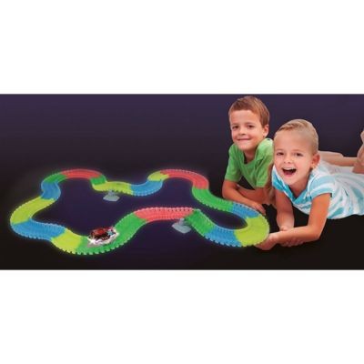 FANTASTIC TRACKS Rennstrecke mit Auto 162 Teile Autorennbahnsets Гоночная трасса с автомобилем Набор из 162 деталей для гоночной трассы