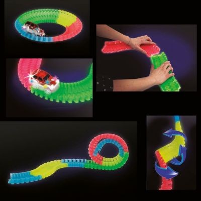 FANTASTIC TRACKS Rennstrecke mit Auto 162 Teile Autorennbahnsets Гоночная трасса с автомобилем Набор из 162 деталей для гоночной трассы