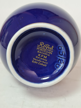 Ваза винтажная Royal KPM Bavaria, кобальт, темно-синий фарфор с золотым декором, 20 x 9 см / 3 см, Германия, 1960-70гг.