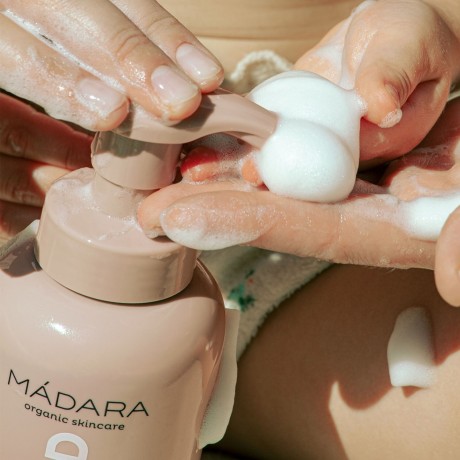 MADARA KIND Wash Foam  Пена для мытья KIND